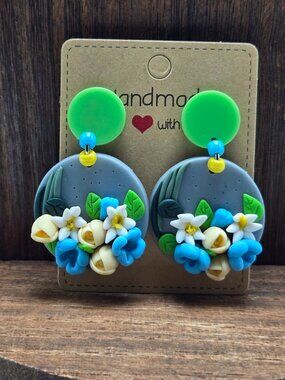 NWT Floral Blue White Polymer Clay Earrings Pierced Acrylic Dangle Drop OOAK